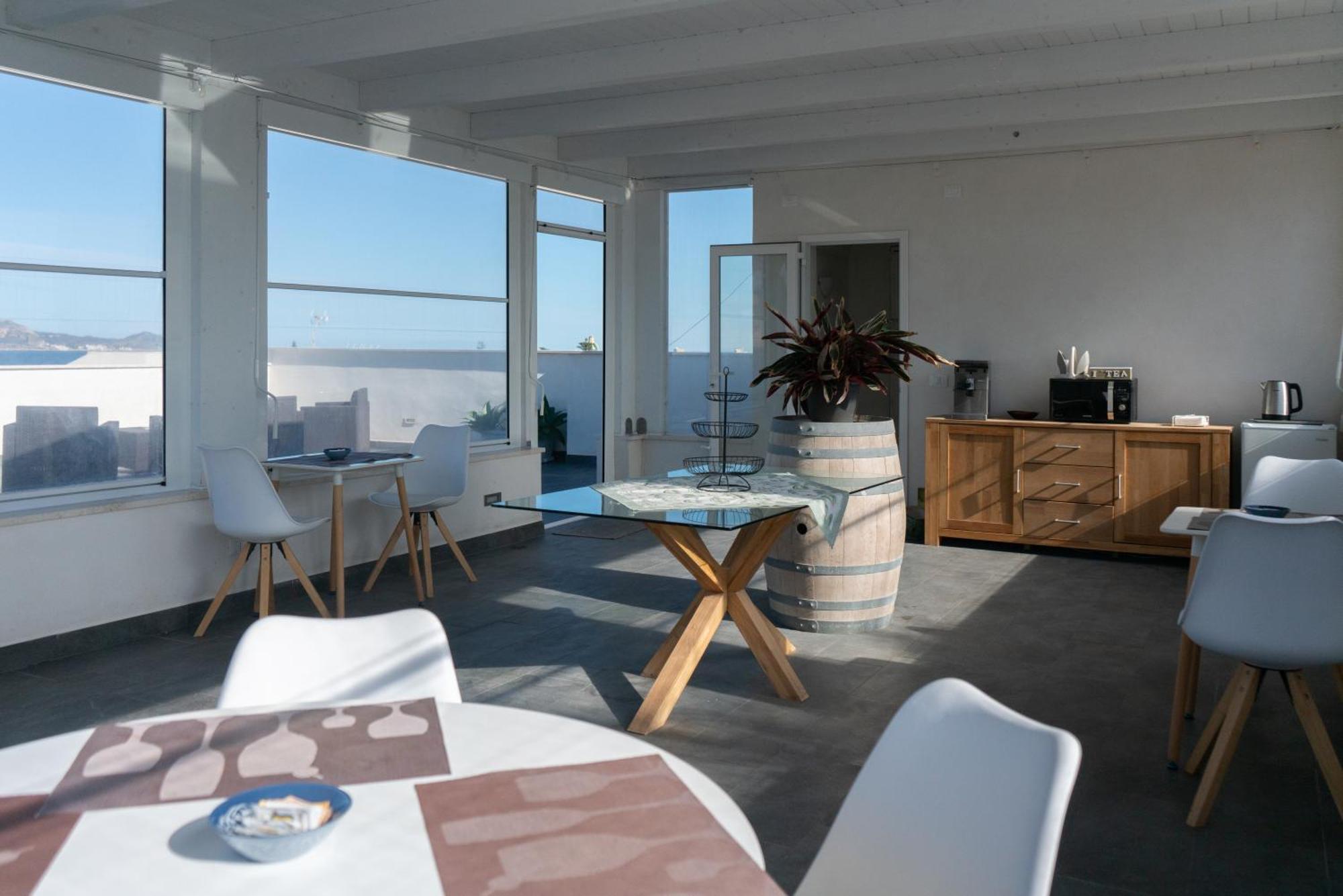 Ponente & Maestro Rooms Ilha de Ilha de Favignana Exterior foto