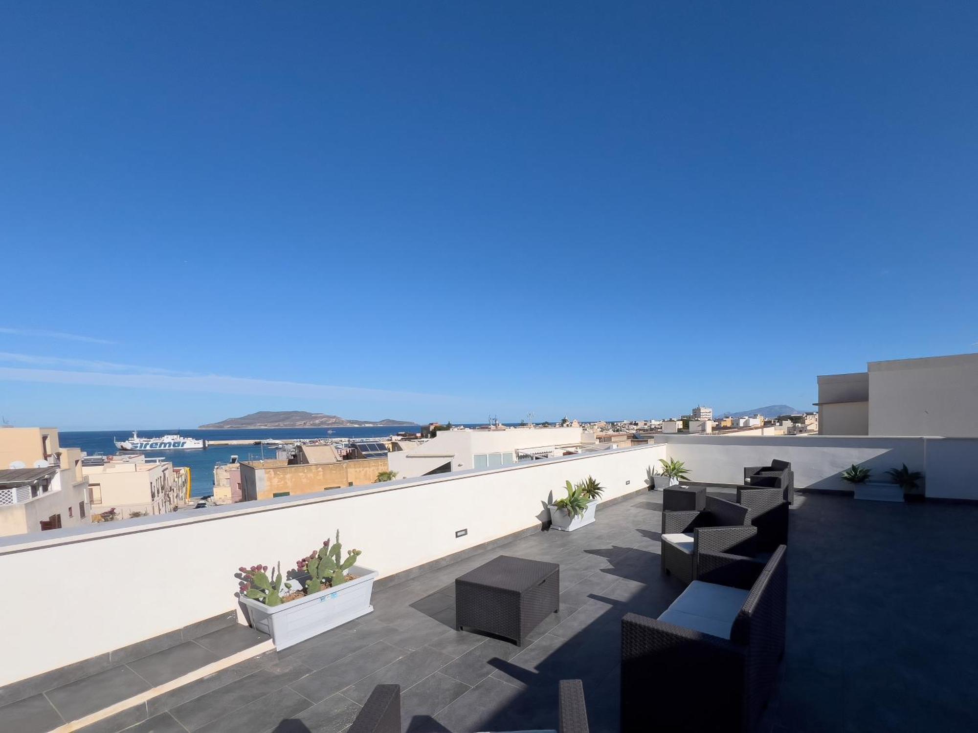 Ponente & Maestro Rooms Ilha de Ilha de Favignana Exterior foto
